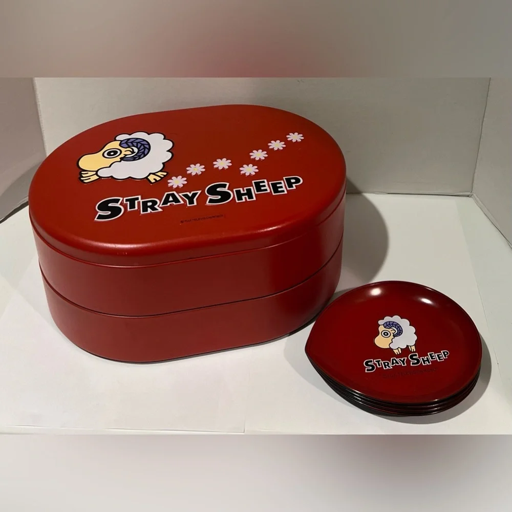 Stray Sheep Poe Fuji Television Robot Bento Jewelry Storage Container & 4 Plates